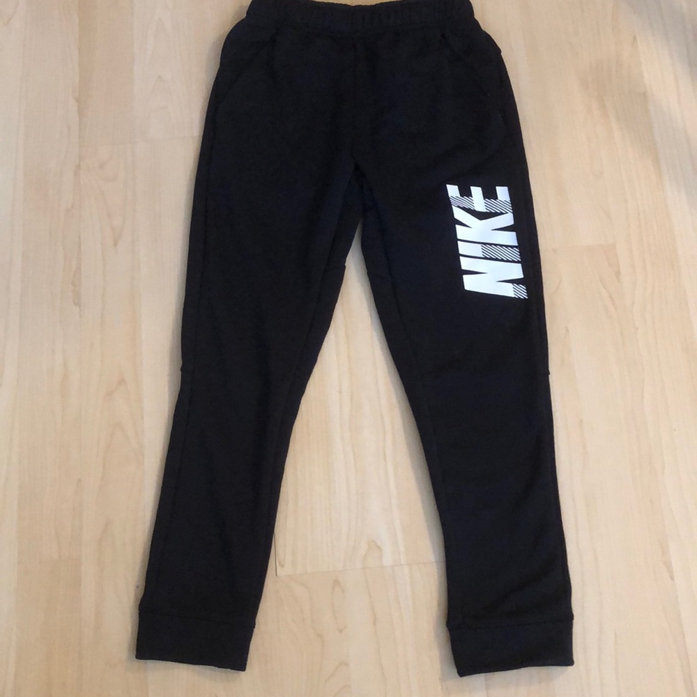 Nike - Sweatpants 👖